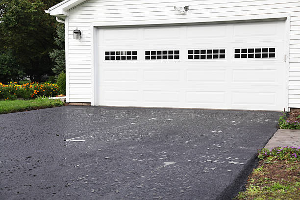 Best Gravel Driveway Installation in Wayzata, MN