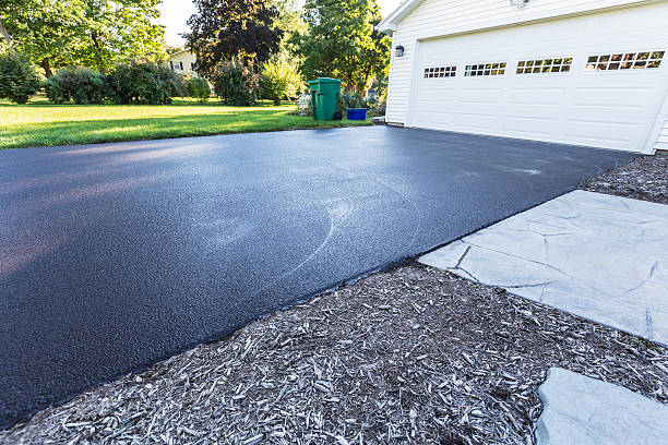 Best Asphalt Driveway Installation in Wayzata, MN